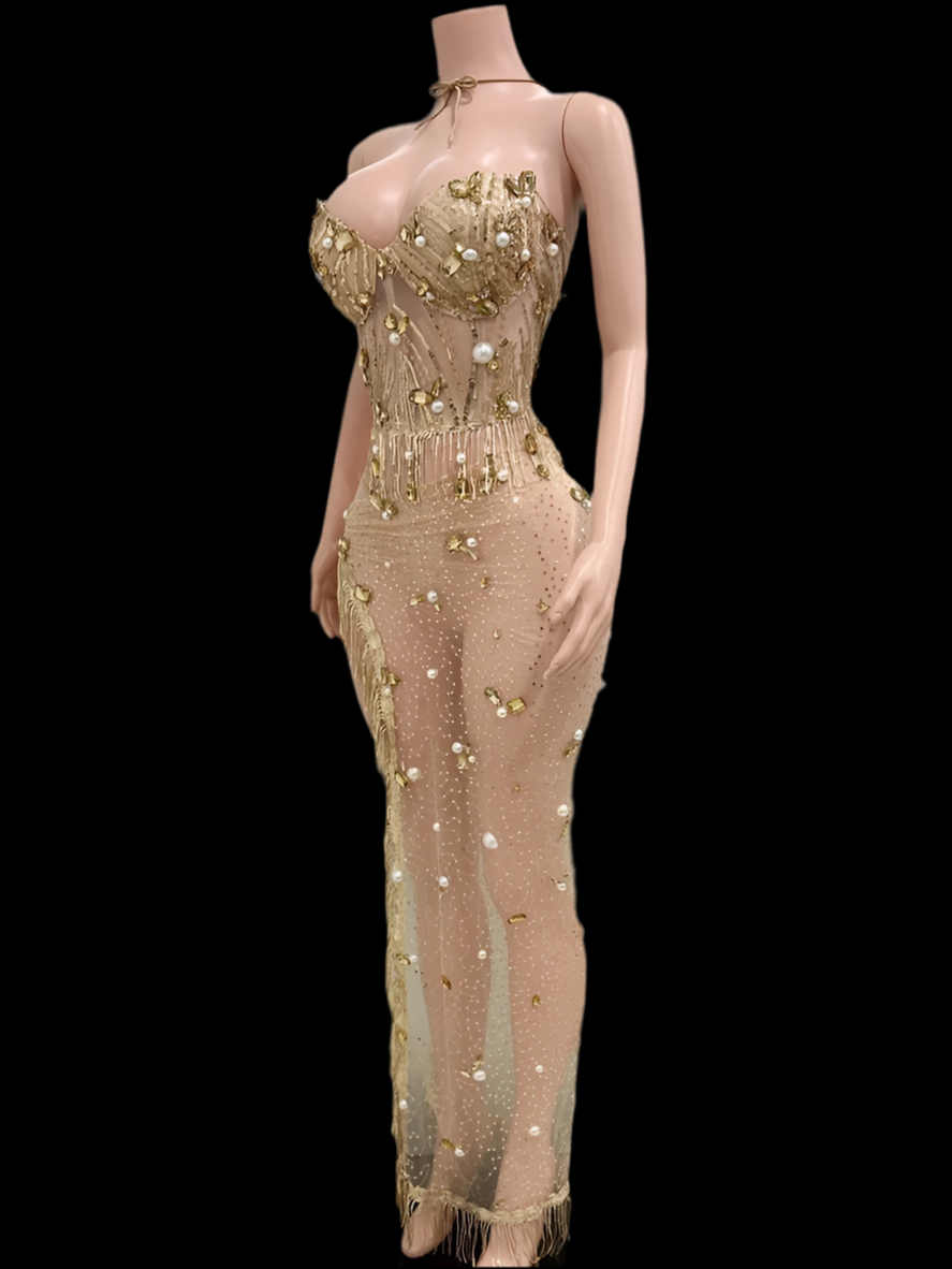 Diva in gold