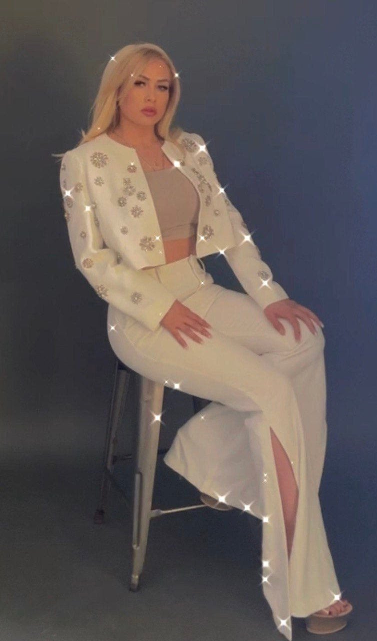 Pearl Elegance Business Suit