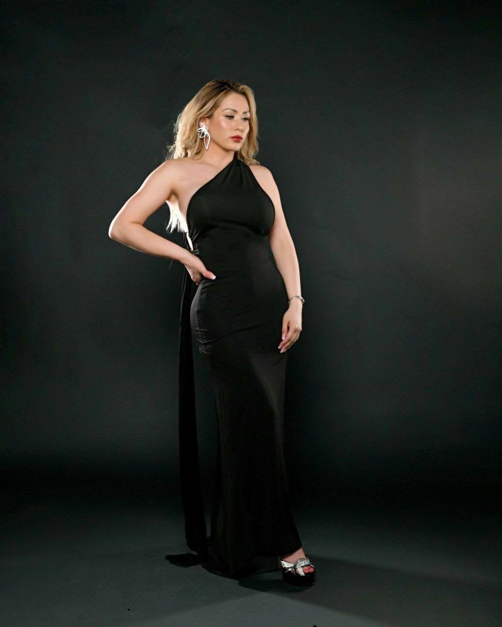 New sexy backless pleated slim solid color sleeveless dress