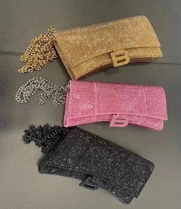 New Fashion Luxury Full Diamond Hourglass Flap Shoulder Bag Women Shining flash Diamond Handhel